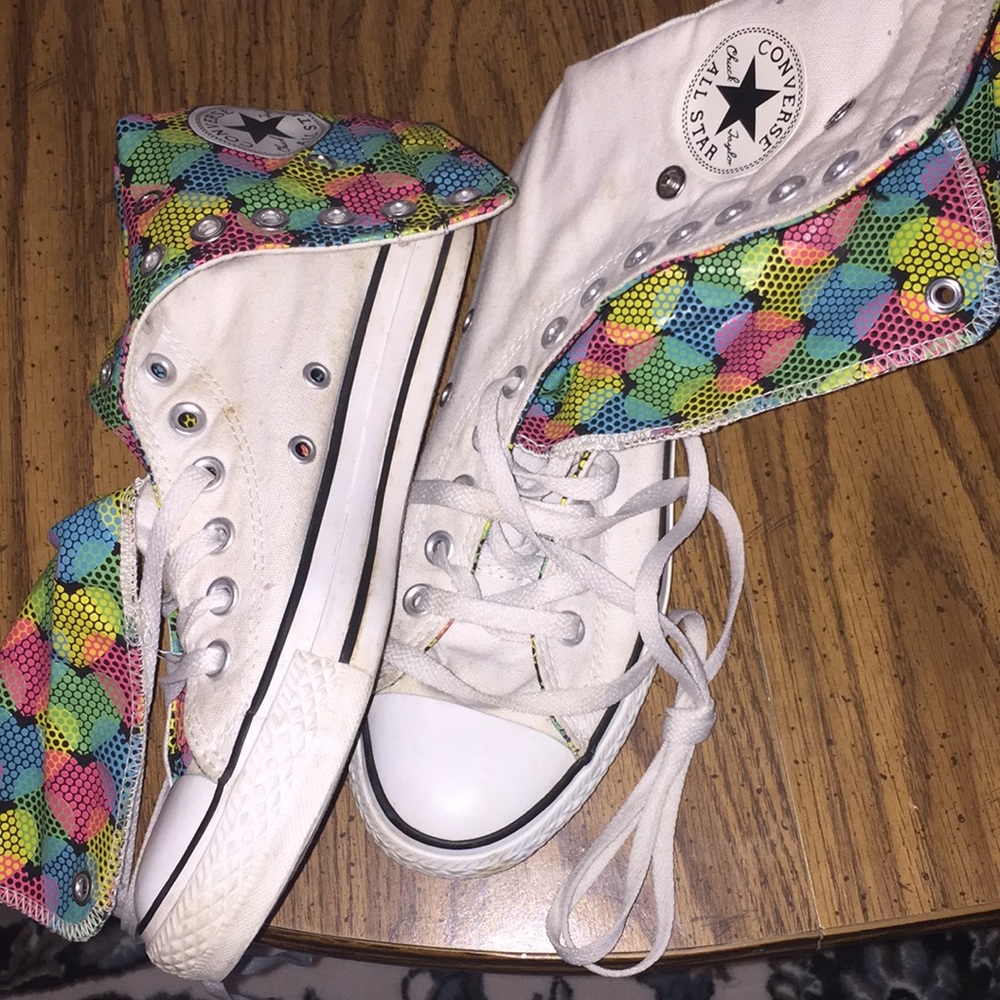 Converse women’s size 6